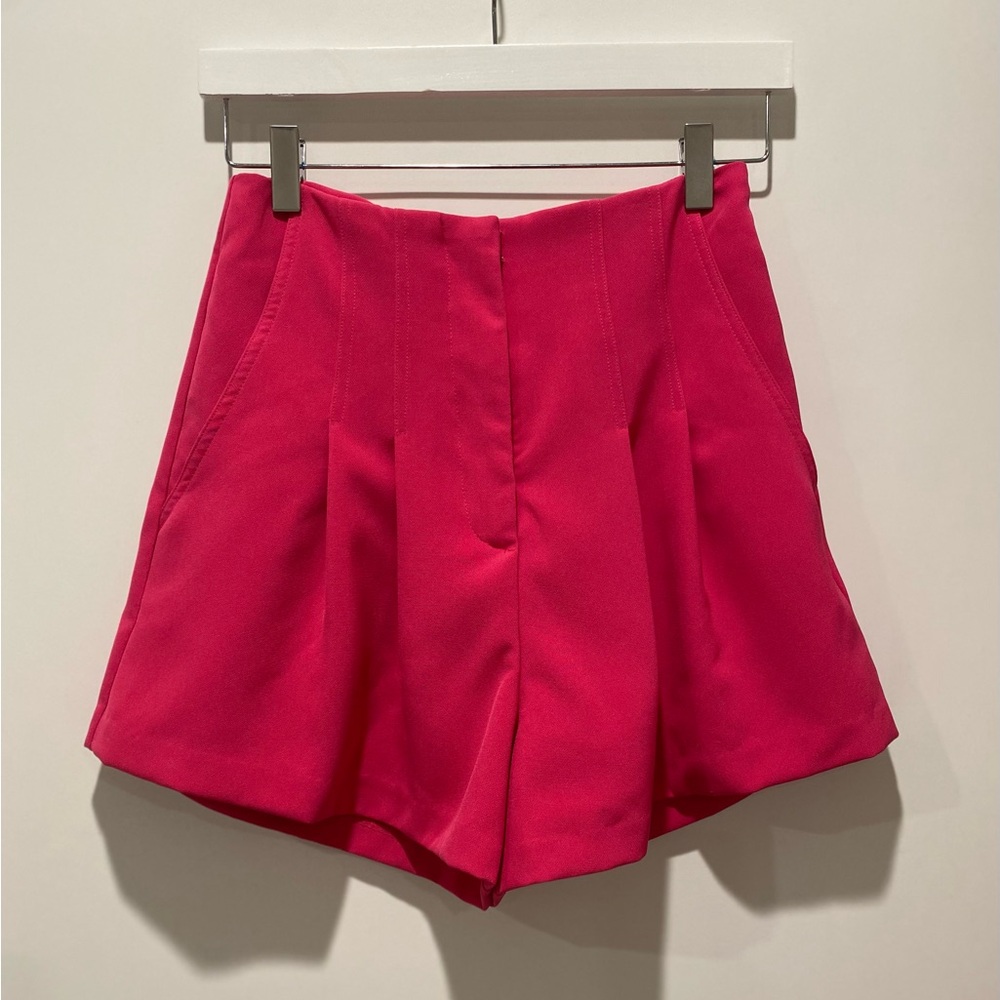 Do + Be high Waist Front Pleat Shorts